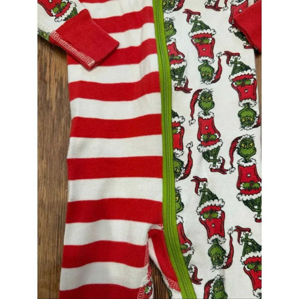 Hanna Andersson Red White Dr. Seuss Grinch 2-Way‎ Zip Sleeper Size 0-3 Months